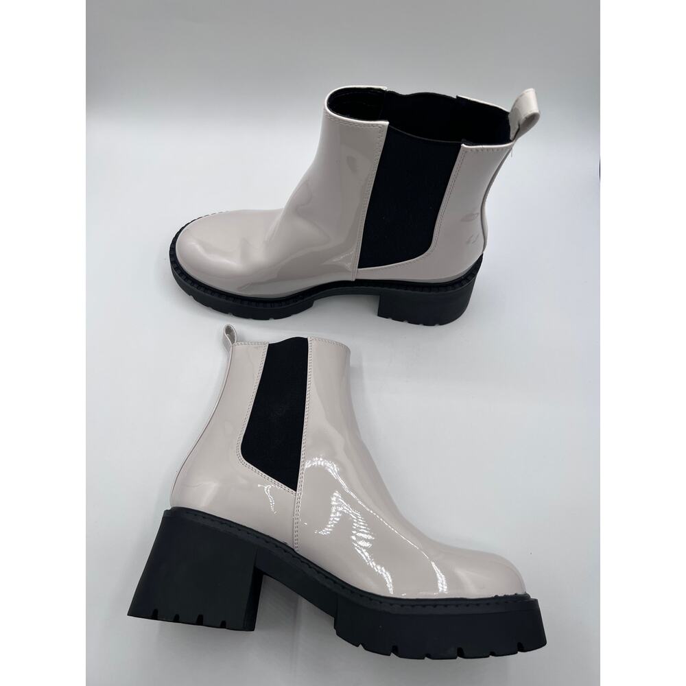 MADDEN GIRL TRUST LUG-SOLE CHELSEA BOOTIES BONE OFF WHITE PATENT WOMENS 9.5M NEW - Picture 9 of 13
